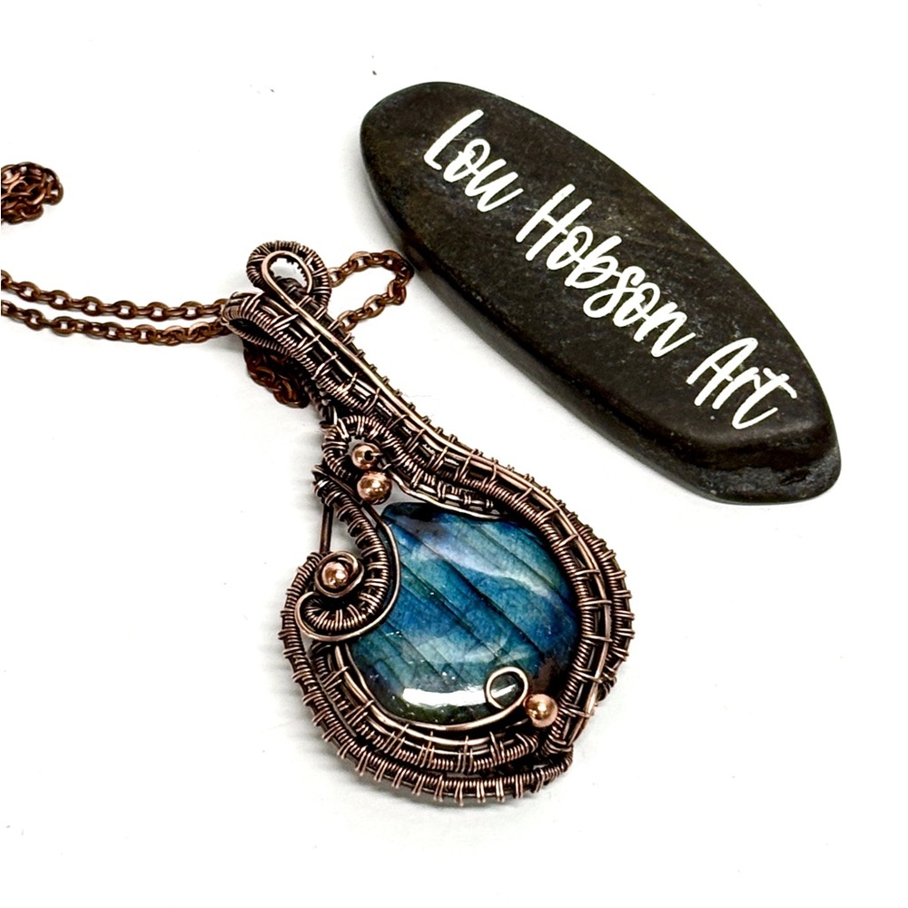HAND CRAFTED Labradorite Wire Wrapped Copper Heady Statement Pendant Necklace - Picture 7 of 10